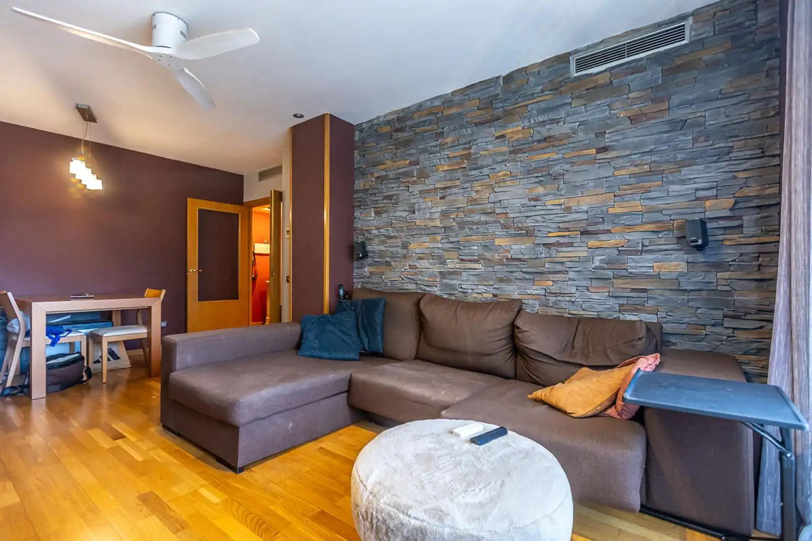 Sala de estar de Piso en venta en Sabadell con Aire acondicionado, Calefacción y Parquet
