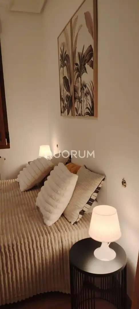 Habitación de Piso de alquiler en Bilbao  con Calefacción y Amueblado