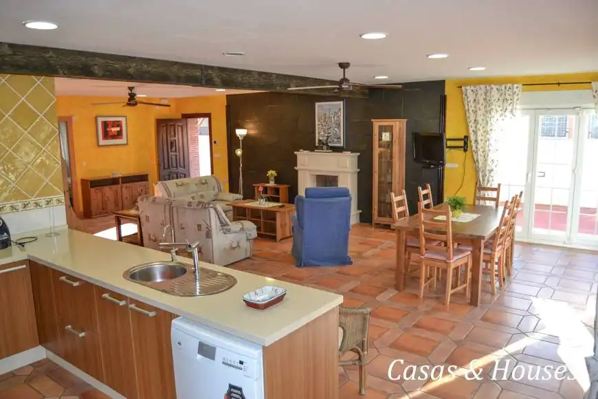 Sala d'estar de Casa o xalet en venda en La Manga del Mar Menor amb Jardí privat, Terrassa i Moblat