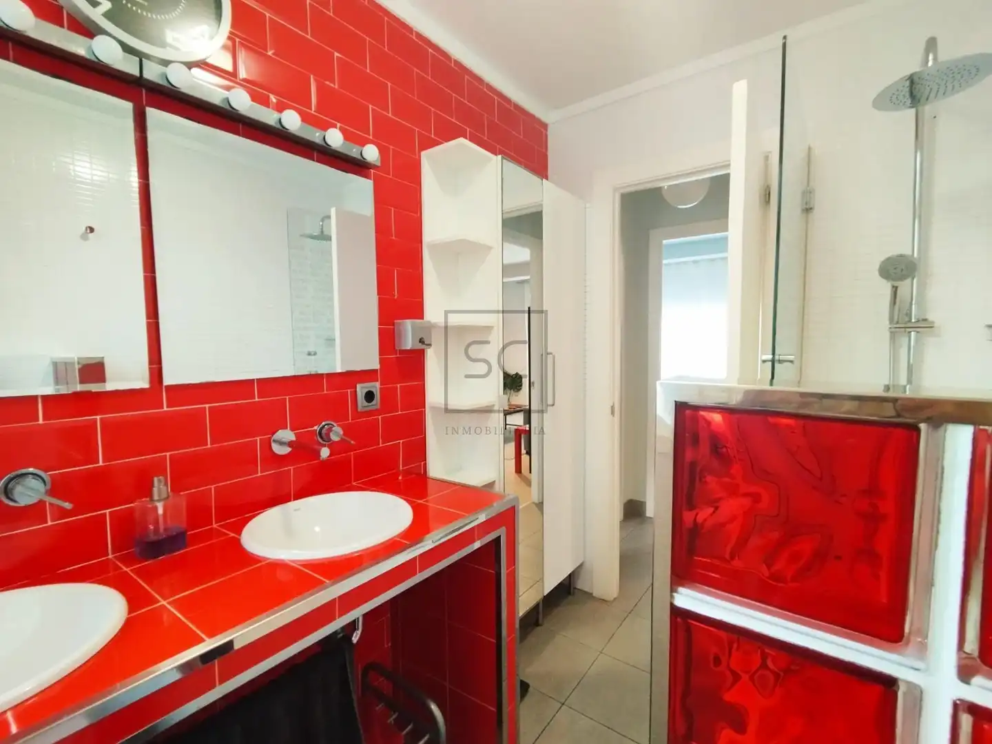 Bathroom of Flat for rent in Ferrol  with Heating and Furnished