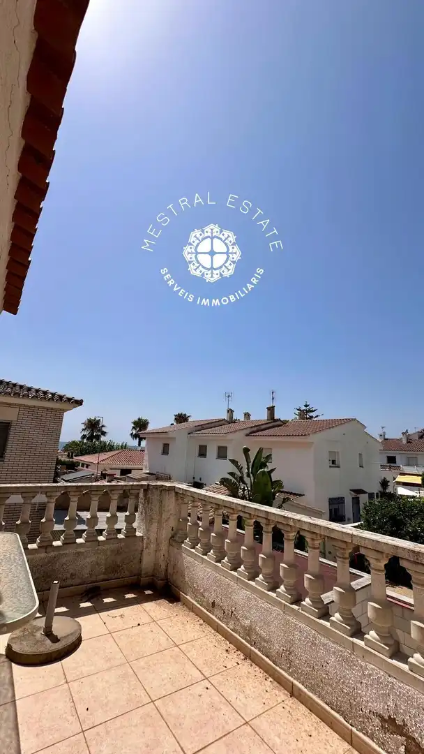 Vista exterior de Casa adosada en venta en Cambrils con Calefacción, Terraza y Trastero