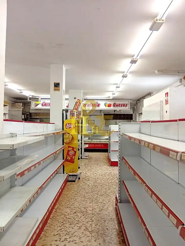 Local comercial en venta en Ayuntamiento - Barrio Alto, imagen 9