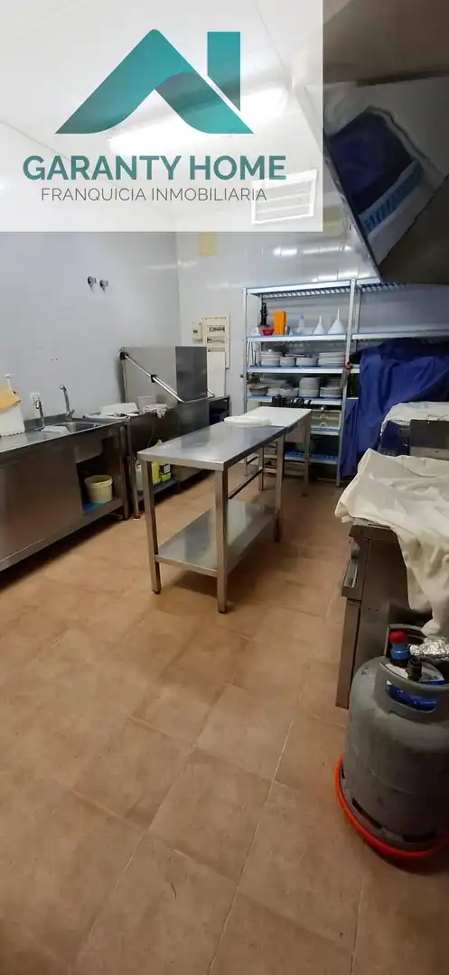 Cocina de Local de alquiler en Bormujos con Aire acondicionado