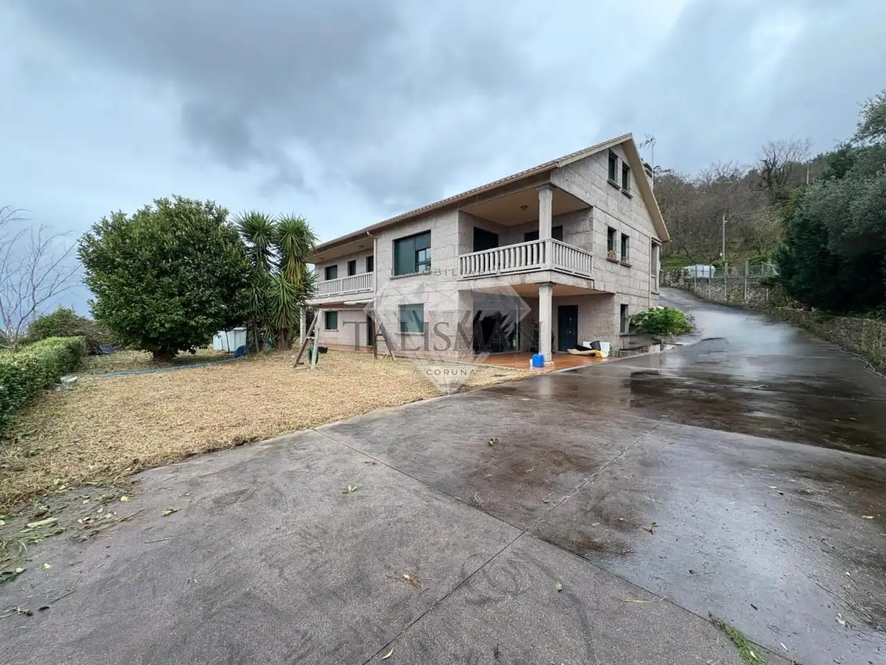 Exterior view of Houses for sale in Marín  with Heating, Private garden and Parquet flooring