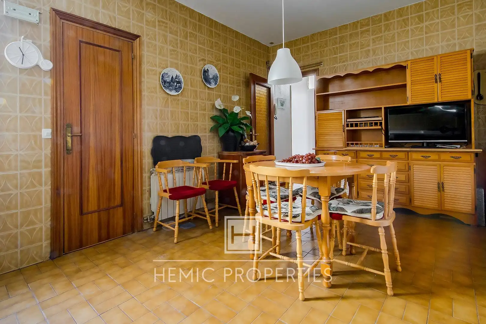 Cocina de Piso en venta en Madrid con Trastero y Balcón