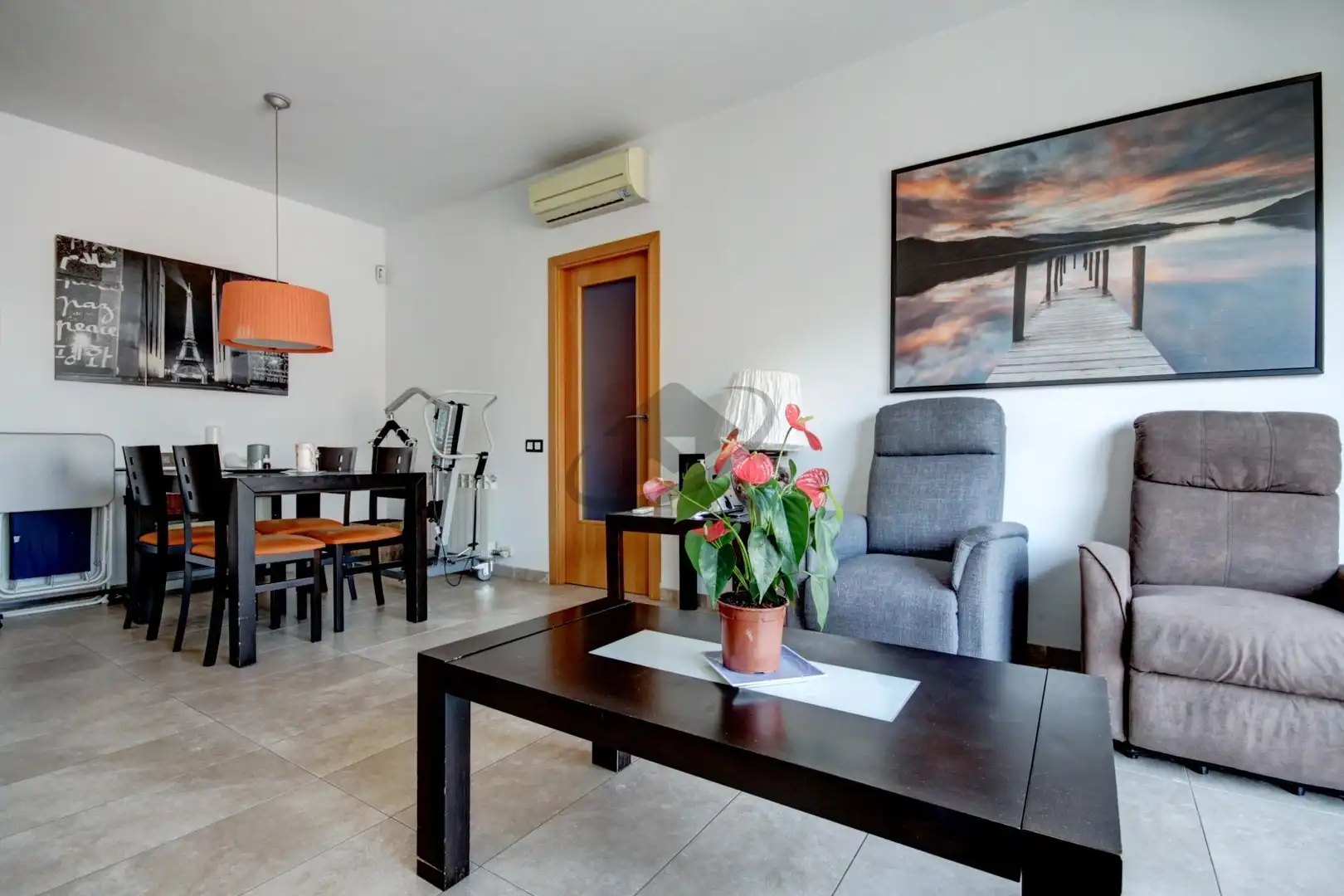 Sala de estar de Ático en venta en Barberà del Vallès con Aire acondicionado, Calefacción y Terraza