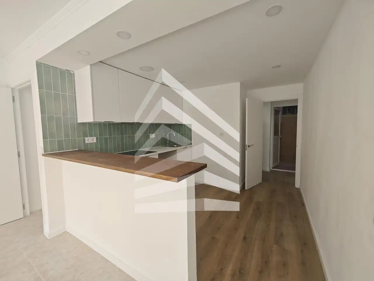 Kitchen of Flat for sale in Terrassa  with Parquet flooring, Storage room and Alarm