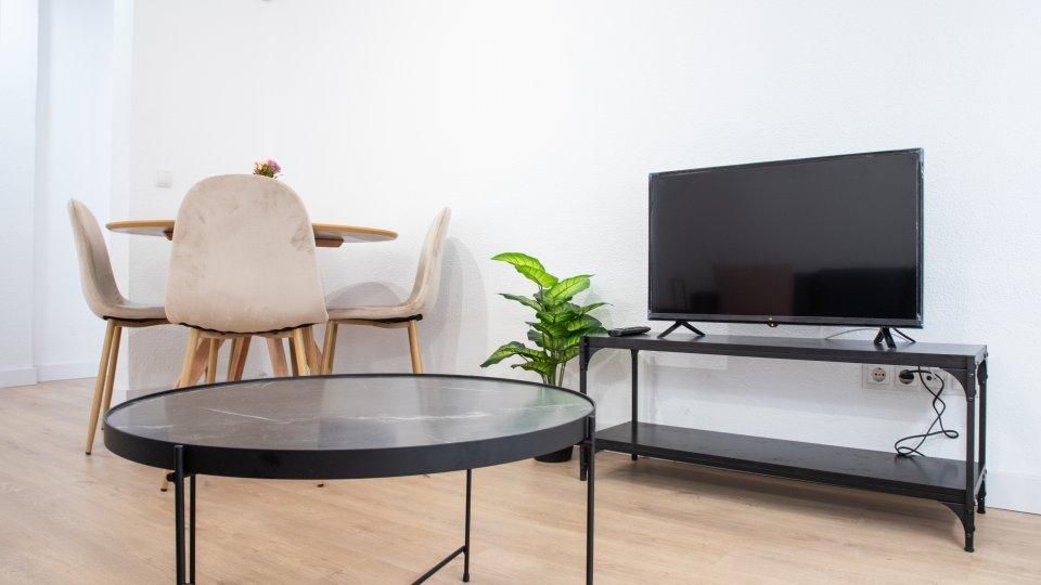 Sala de estar de Piso de alquiler en  Madrid Capital con Calefacción, Amueblado y Horno