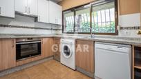 Kitchen of Single-family semi-detached for sale in  Madrid Capital  with Air Conditioner