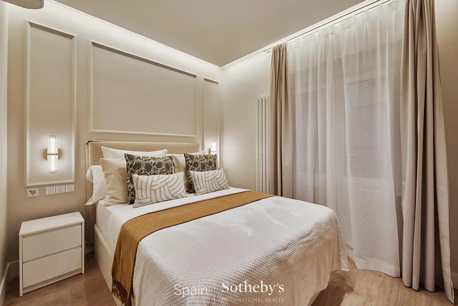 Schlafzimmer von Wohnungen zum Verkauf in Madrid mit Klimaanlage und Heizung