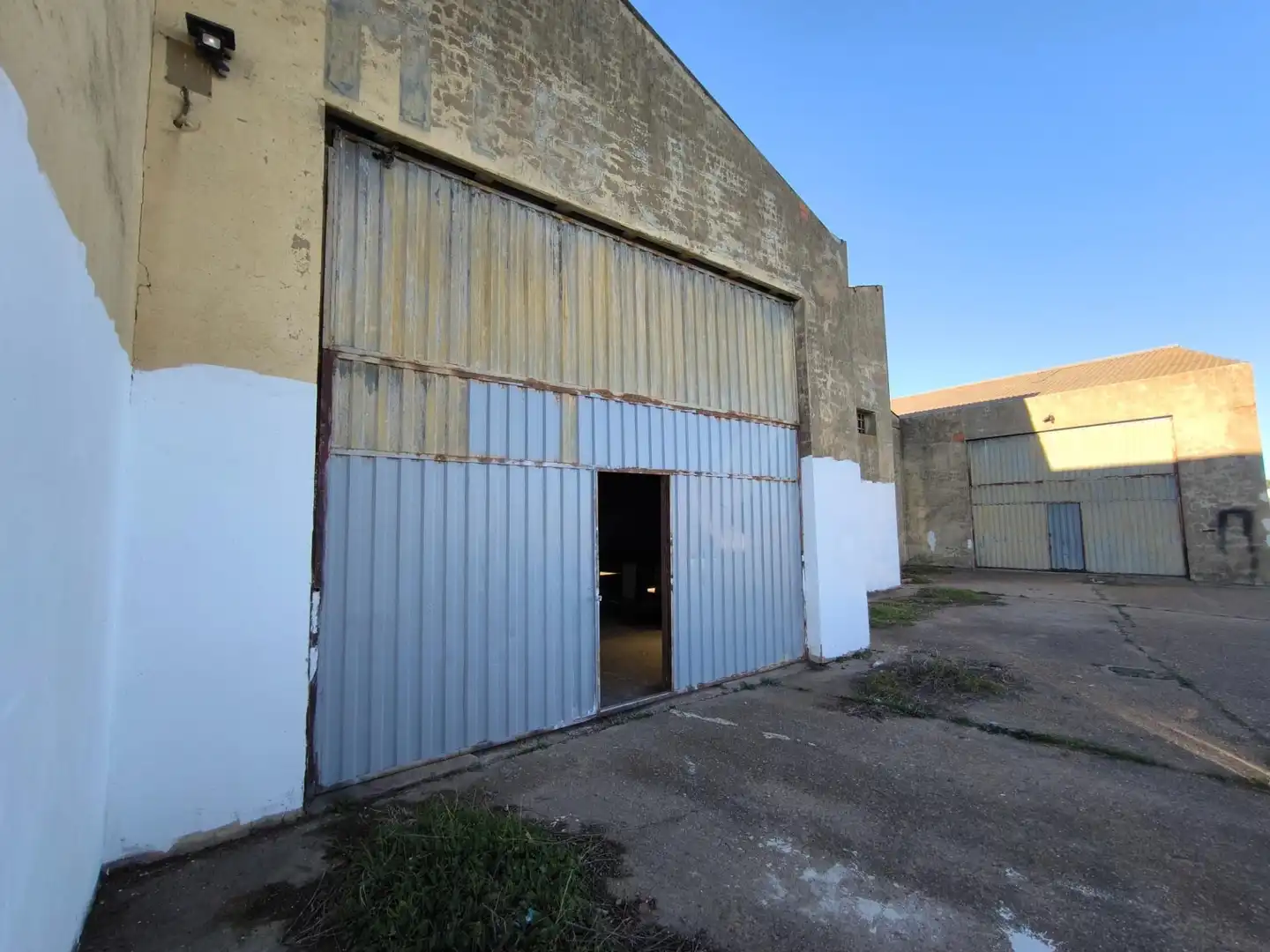 Nau industrial en venda a Trobajo del Camino, imagen 4