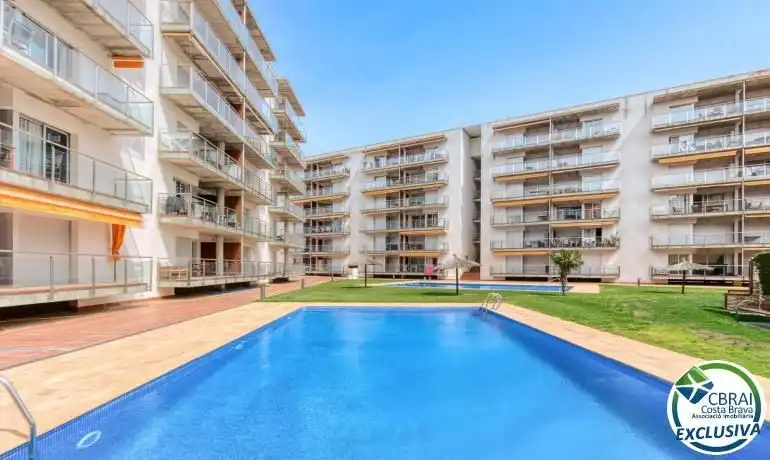 Swimming pool of Apartments for sale in Roses  with Air Conditioner and Furnished