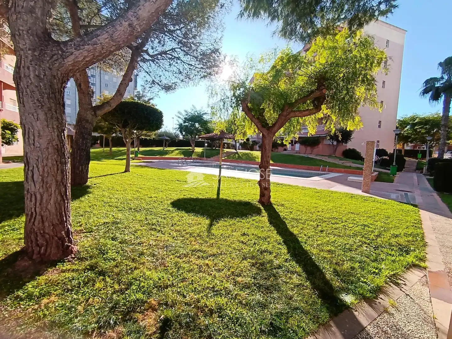 Apartamento de alquiler en Los Arenales del Sol