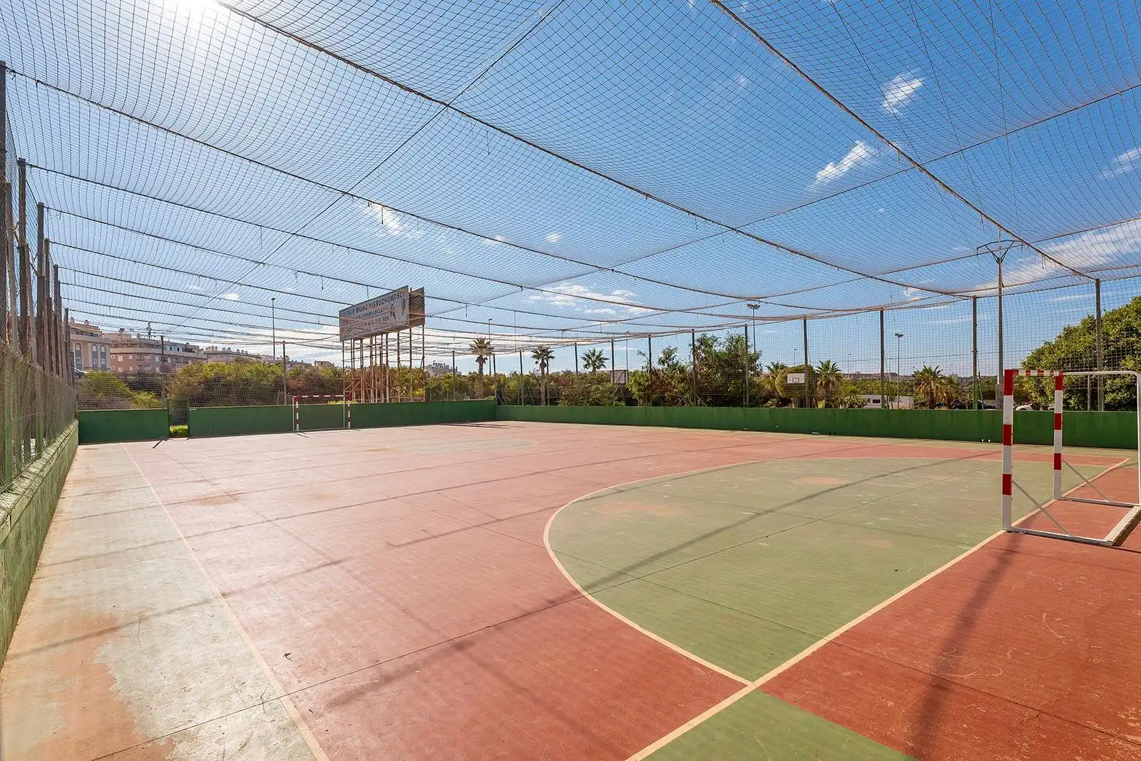 Exterior view of Houses for sale in Torrevieja  with Terrace, Furnished and Community pool