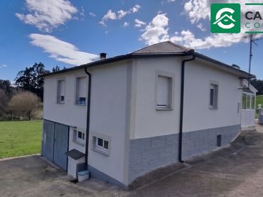 Casa en venta en Coaña