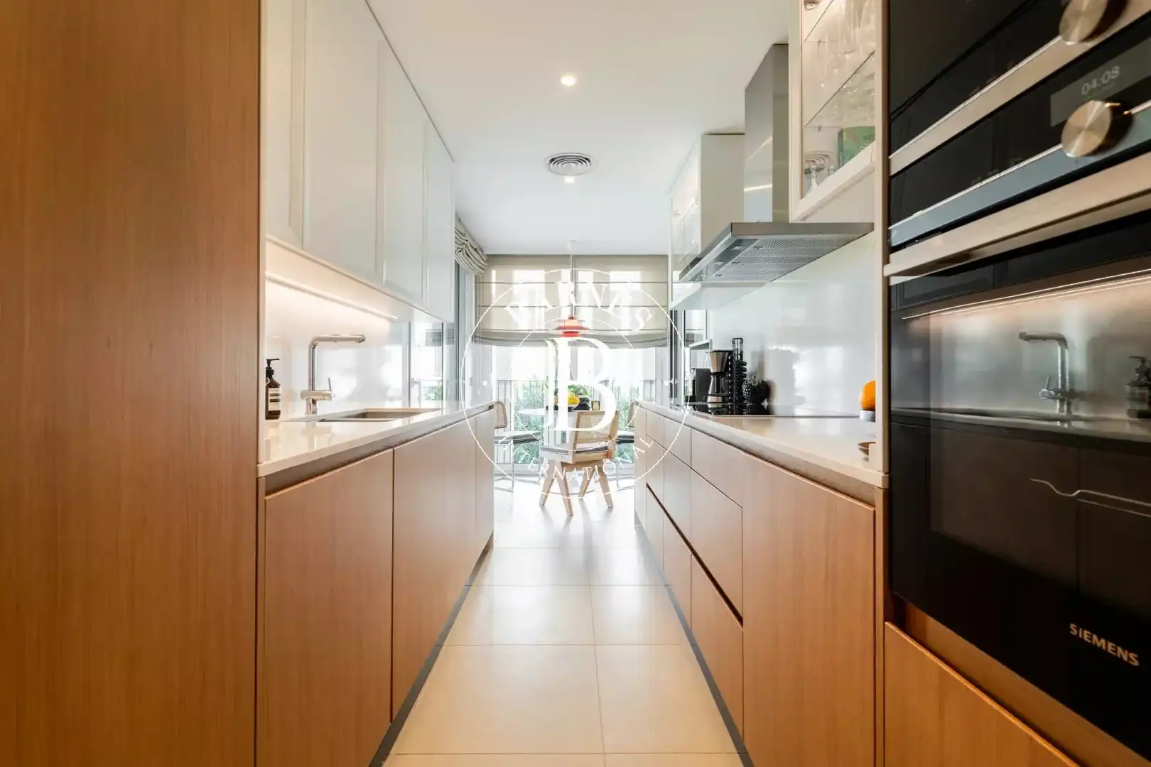 Kitchen of Flat for rent in Madrid  with Air Conditioner, Terrace and Furnished