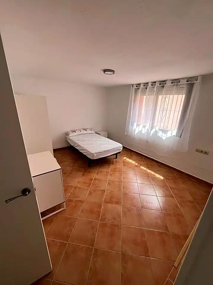 Planta baixa de lloguer a Carril de las Morillas, El Tejar - Hacienda Bizcochero