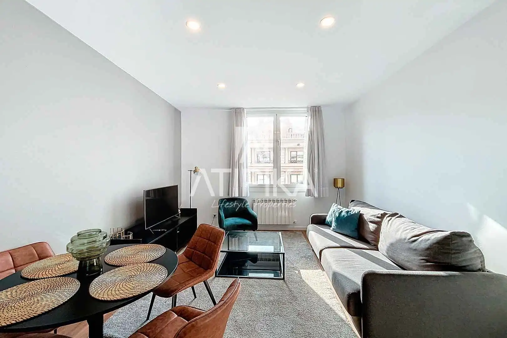 Wohnzimmer von Wohnung zur Miete in Barcelona mit Klimaanlage, Parkett und Terrasse
