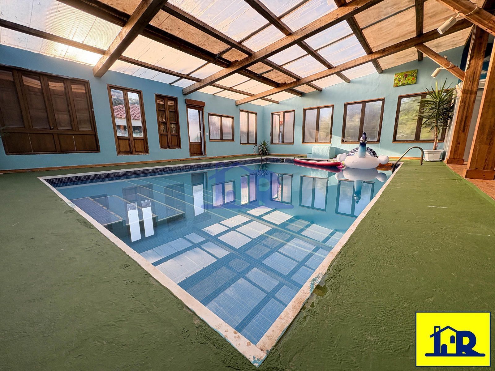 Piscina de Casa o xalet de lloguer en Arcas del Villar amb Calefacció, Traster i Piscina