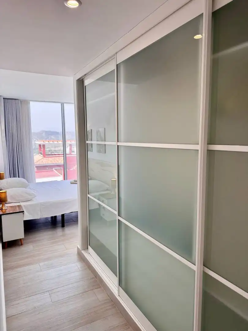 Habitación de Casa o chalet en venta en Finestrat con Aire acondicionado, Calefacción y Jardín privado