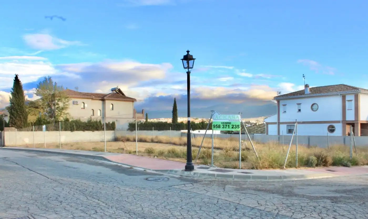Lands and plots for sale in Urbanizaciones, imagen 2