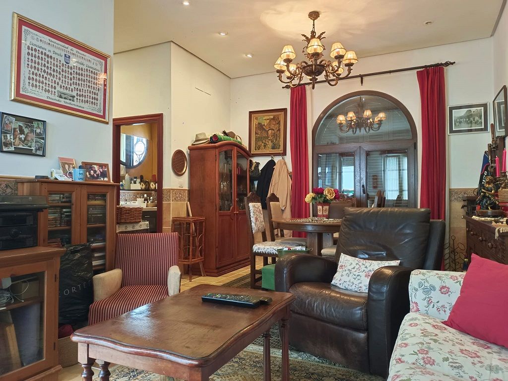 Living room of House or chalet for sale in Getxo   with Terrace and Furnished
