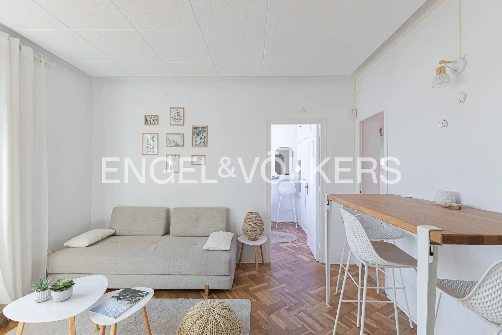 Sala de estar de Ático en venta en Barcelona con Calefacción y Parquet