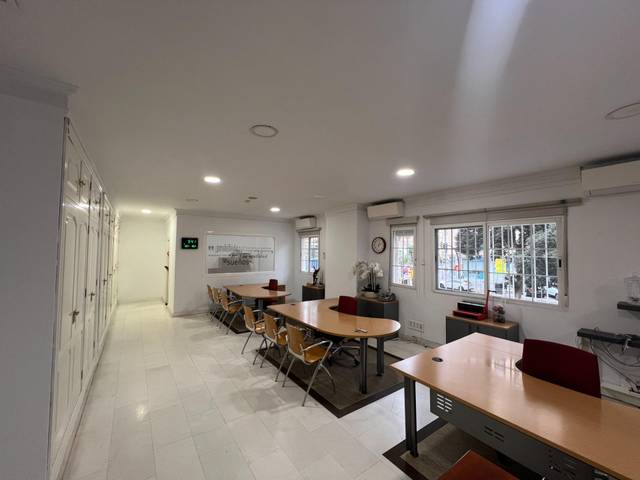 Oficina en Alquiler en Carranque - Haza Cuevas