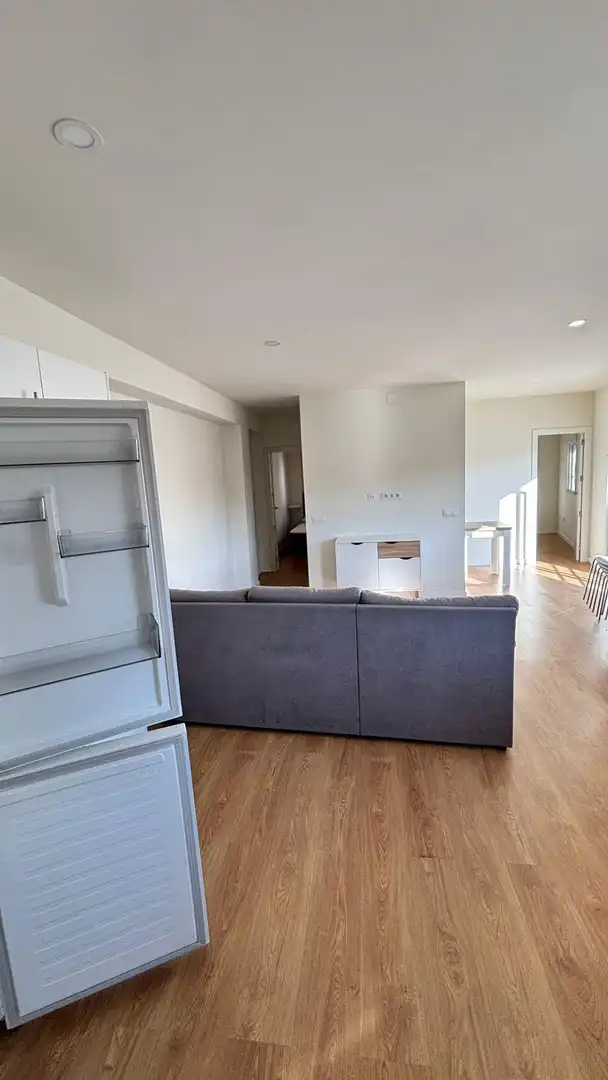 Living room of Flat for sale in Sevilla  with Air Conditioner, Terrace and Furnished