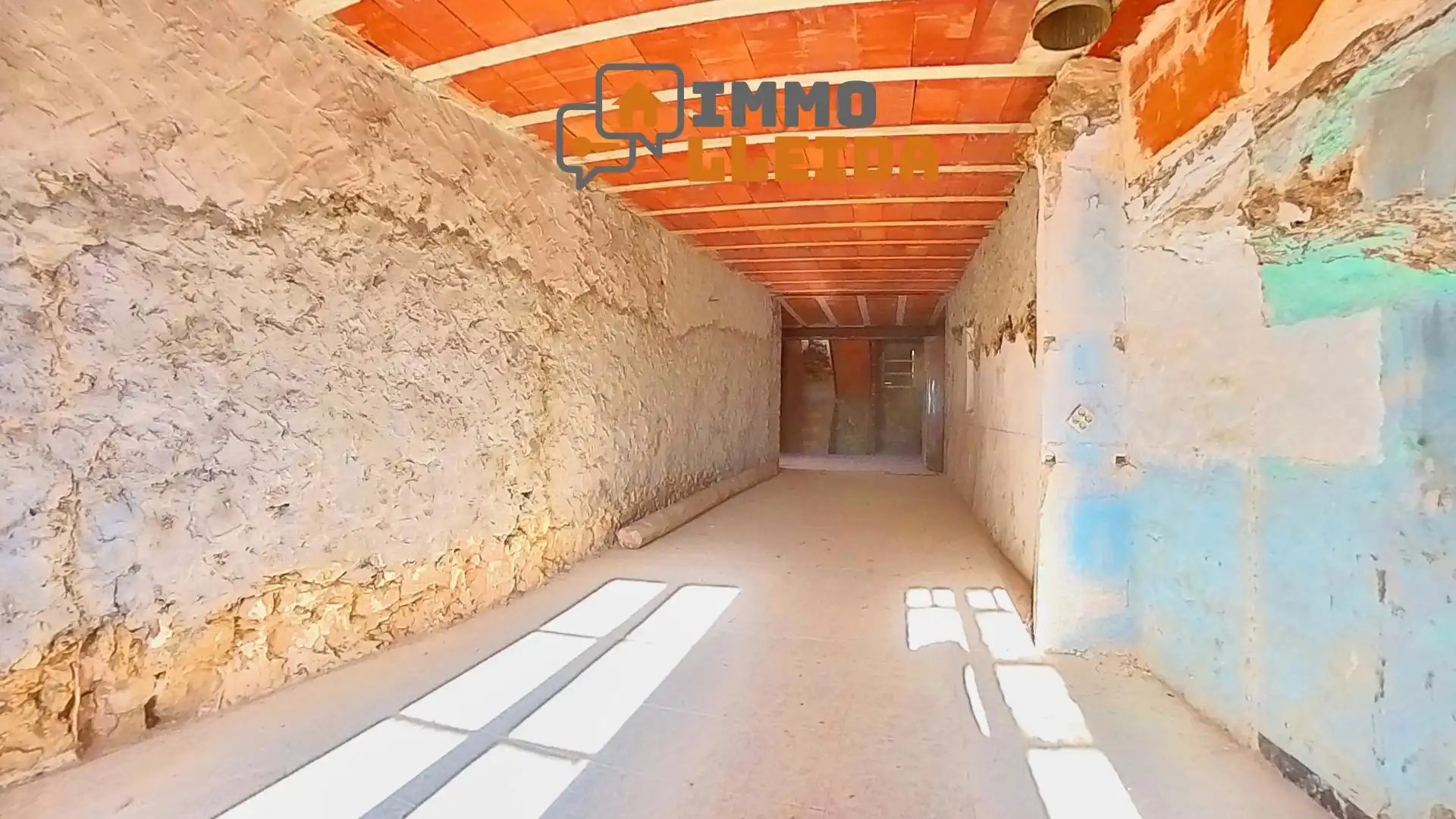 Casa adosada en venta en Vilanova de Meià con Terraza, Trastero y Balcón