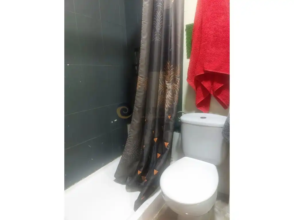 Bathroom of Flat for rent in Jaén