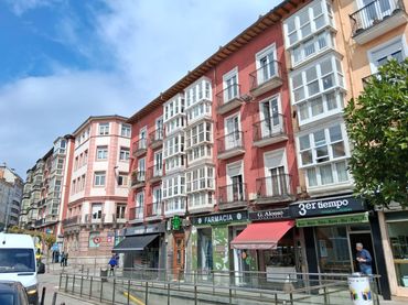 Pis amb ascensor en venda a Plaza ESPERANZA 7