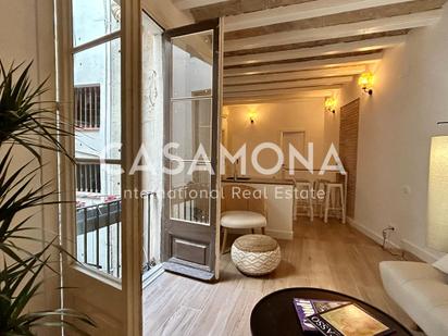 Exterior view of Apartment for sale in  Barcelona Capital  with Air Conditioner