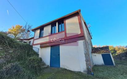 Exterior view of House or chalet for sale in Covelo  with Private garden, Storage room and Furnished
