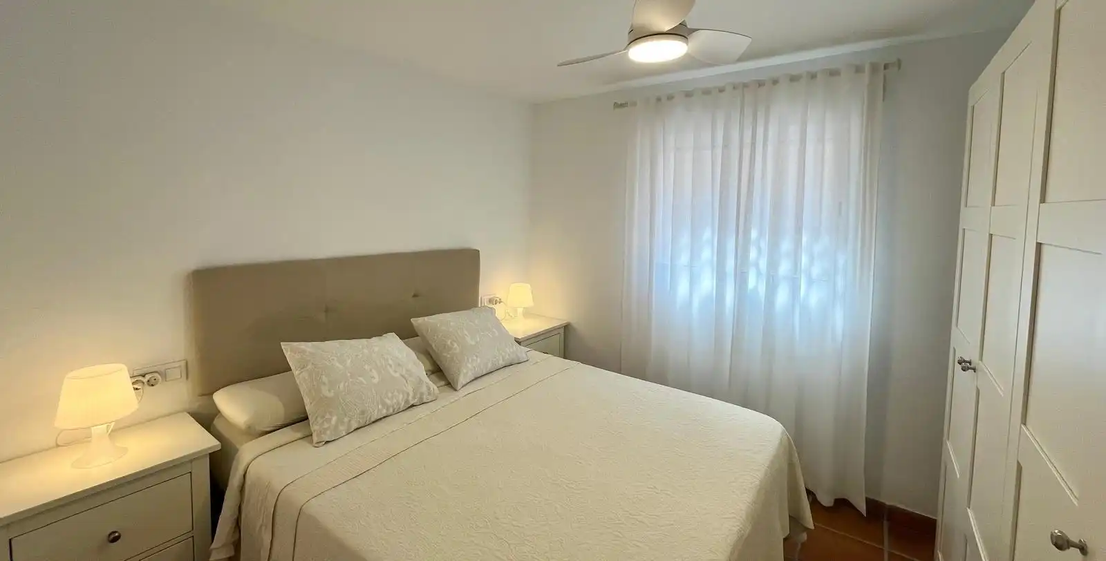 Bedroom of Ground floor for sale in Torremolinos  with Air Conditioner, Private garden and Terrace