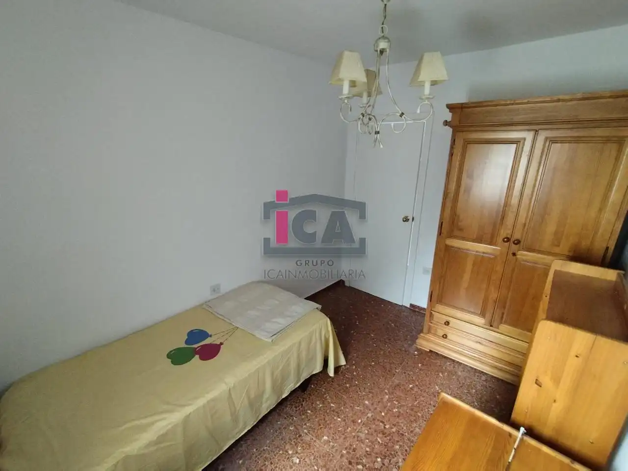 Habitación de Piso de alquiler en Cáceres con Aire acondicionado, Calefacción y Amueblado