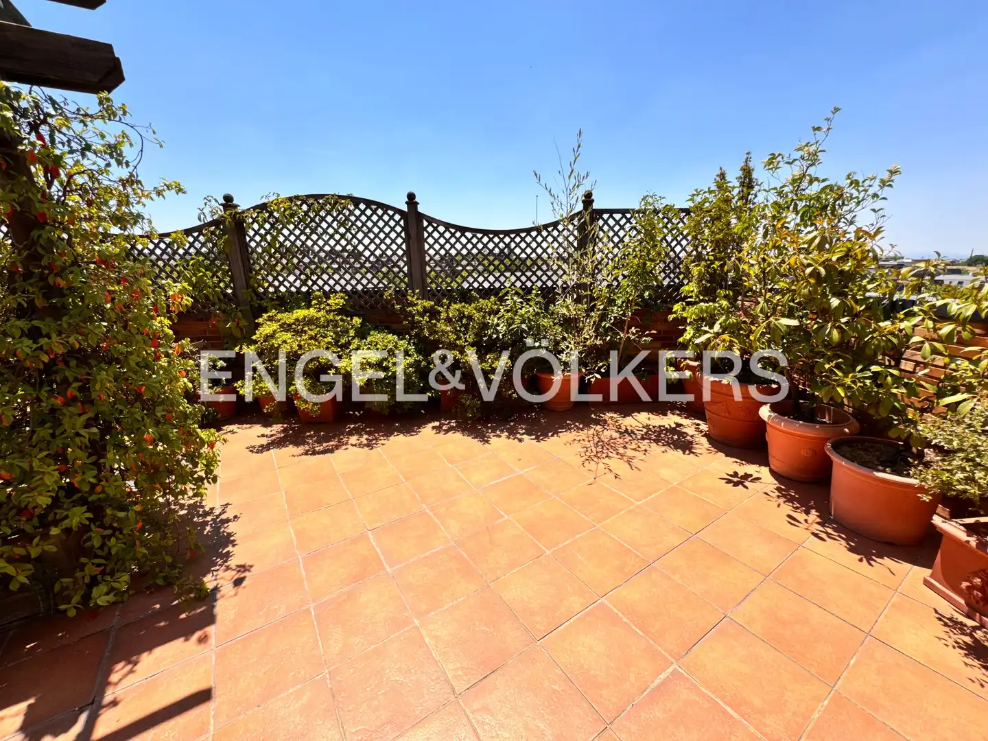 Terraza de Ático de alquiler en Majadahonda con Aire acondicionado, Calefacción y Jardín privado
