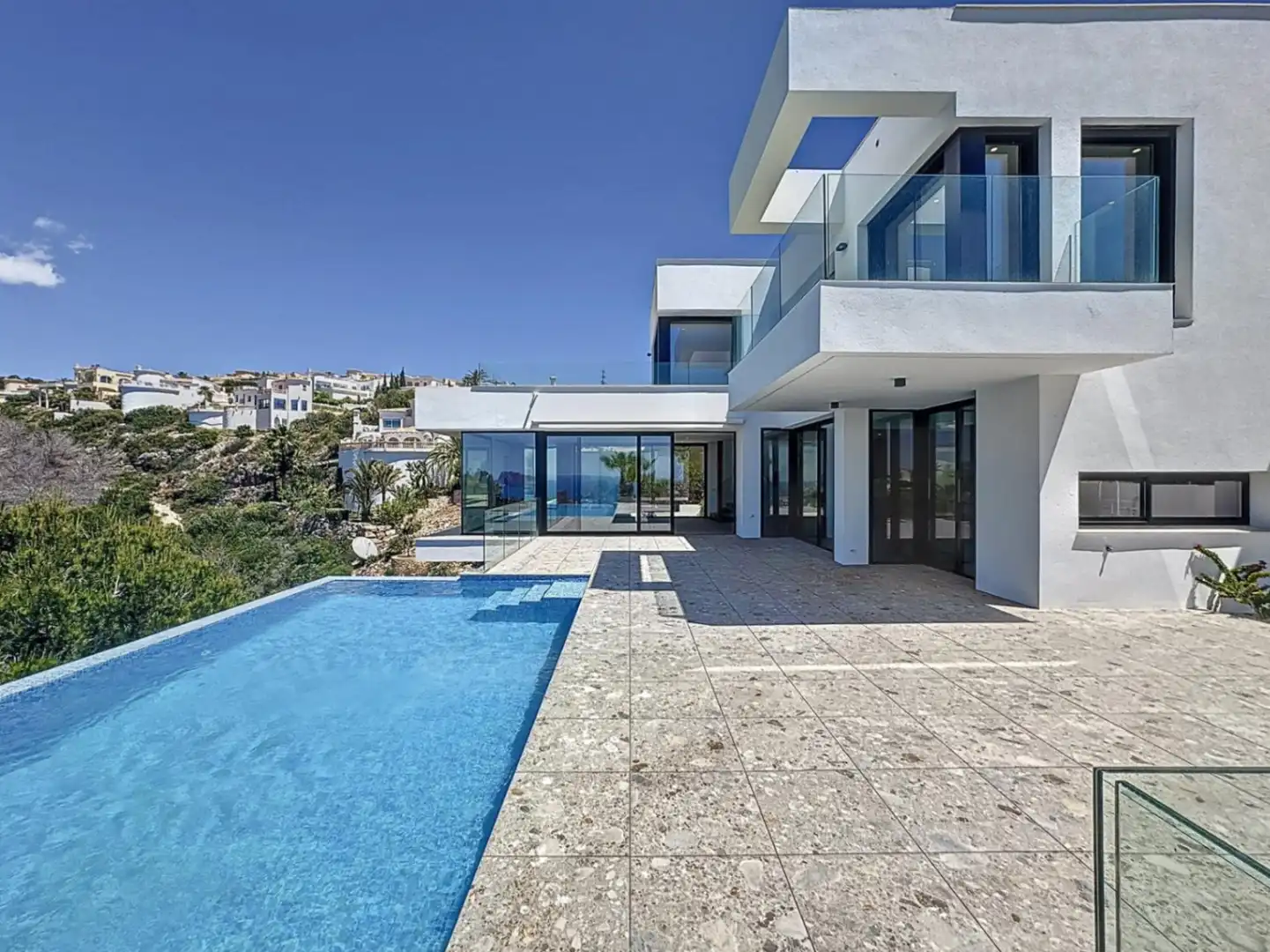 Chalet con piscina en venta en Cumbre del Sol, imagen 4