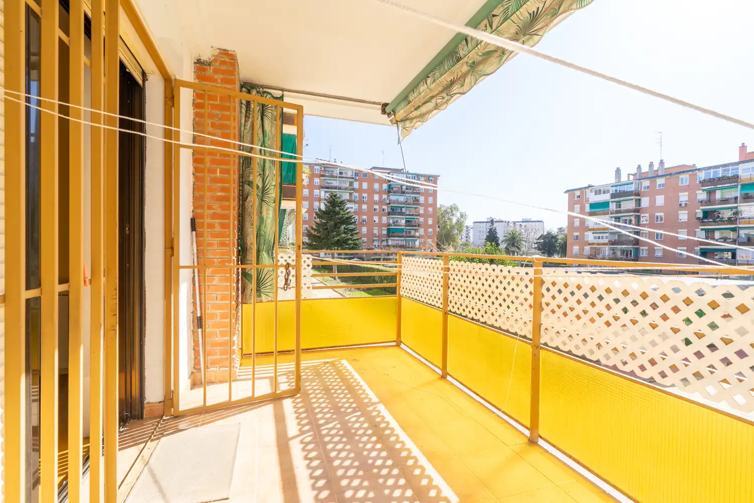 Terraza de Piso en venta en Móstoles con Calefacción, Terraza y Piscina comunitaria