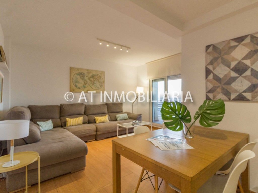 Sala d'estar de Pis en venda en  Cádiz Capital amb Aire condicionat i Terrassa