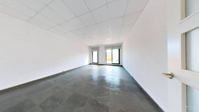 Local comercial en Alquiler en Hostal