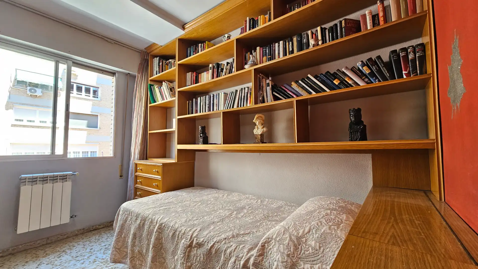 Bedroom of Flat for sale in Zaragoza  with Heating