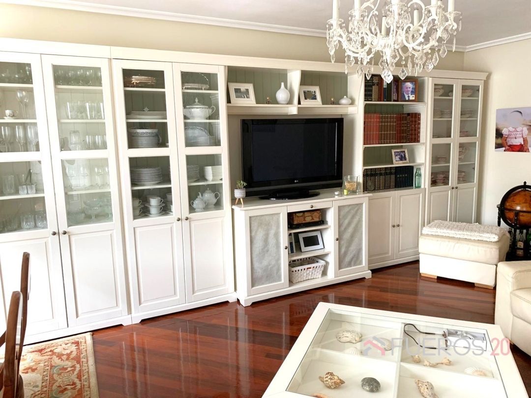 Living room of Duplex for sale in Castro-Urdiales  with Heating, Terrace and Storage room