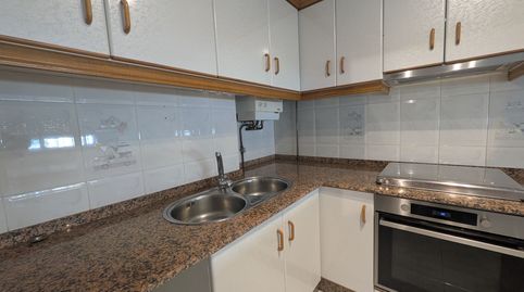 Foto 2 de Piso en venta en Andorra, Carballo, A Coruña