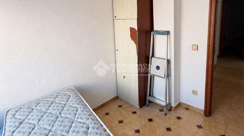 Foto 4 de Pis en venda a C. de Martínez de Velasco, Carolinas Bajas, Alicante / Alacant