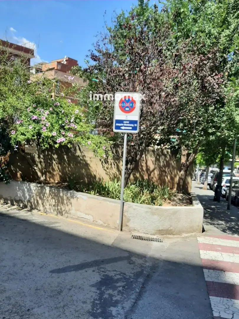 Aparcament de Nau industrial en venda en Sant Feliu de Llobregat