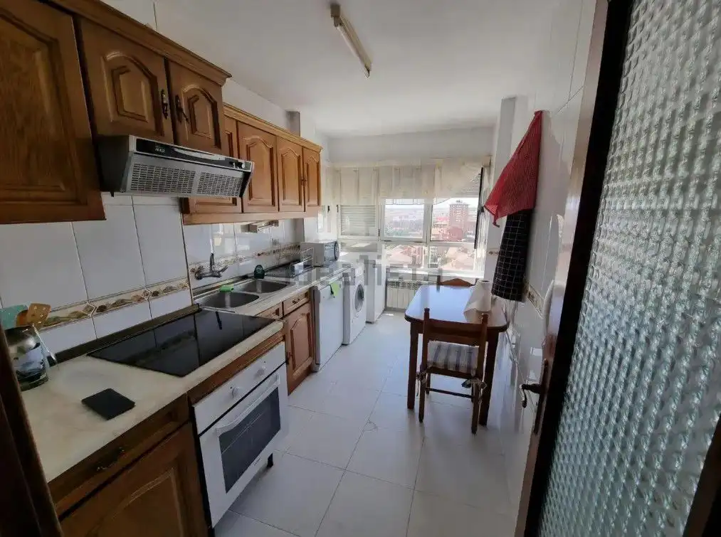 Cocina de Piso en venta en Palencia con Calefacción y Terraza