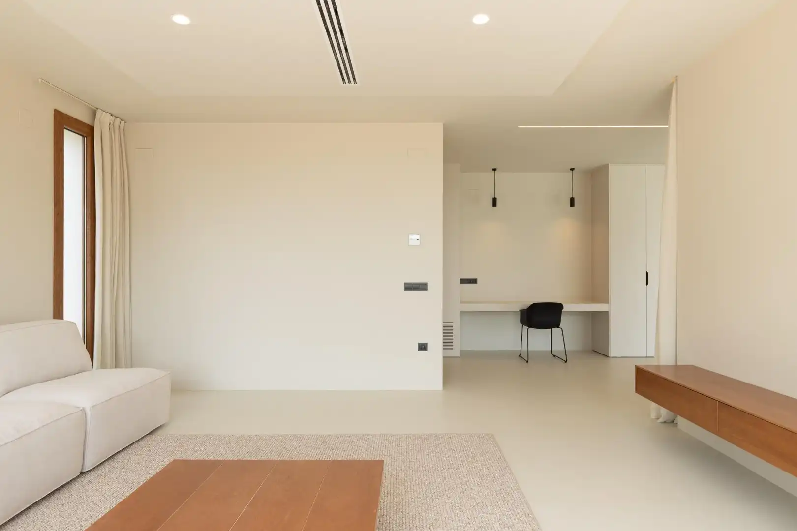 Sala de estar de Casa o chalet en venta en L'Ampolla con Aire acondicionado, Calefacción y Jardín privado