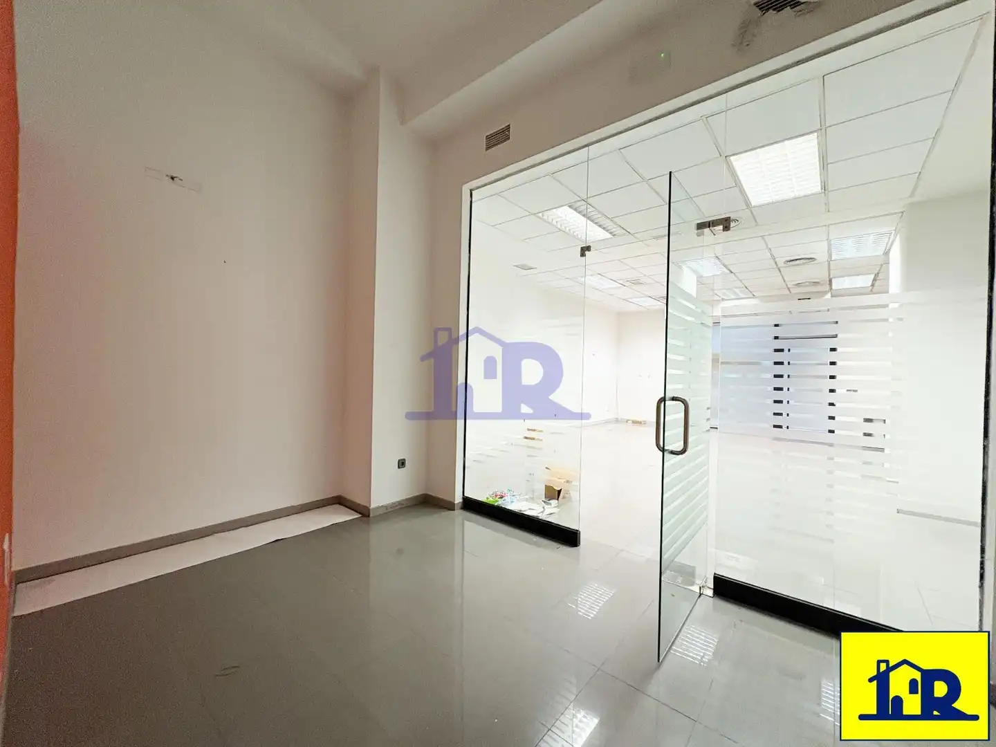 Local comercial en alquiler en COLON ( LA 12), imagen 3