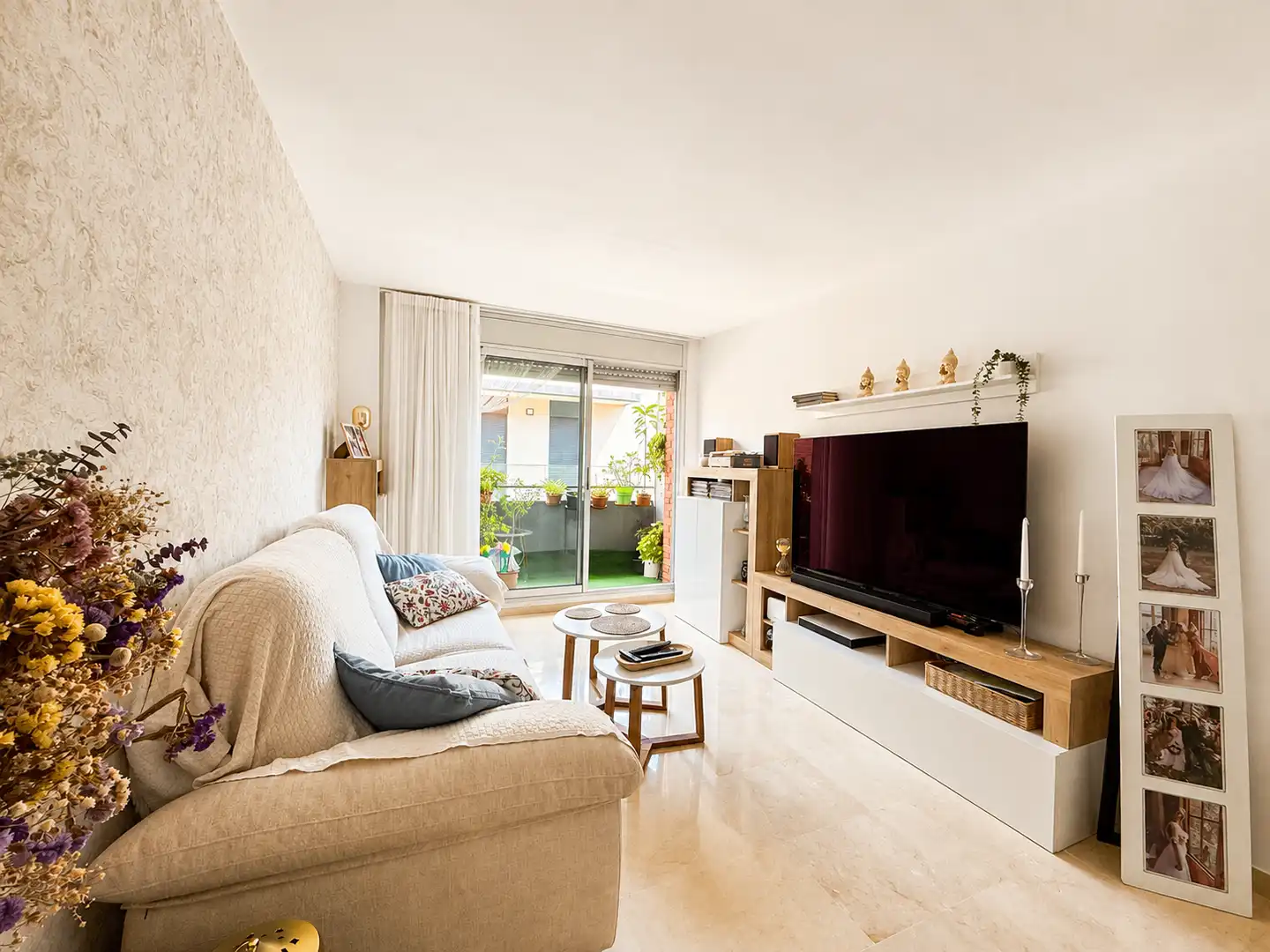 Living room of Duplexes for sale in Cornellà de Llobregat  with Balcony